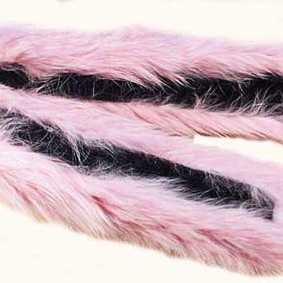 FOX FUR CUFFS, PINK, HOLT RENFREW, PATENTED AUTOMATIC “SLAP ON” CLOSURE, - Picture 3 of 3